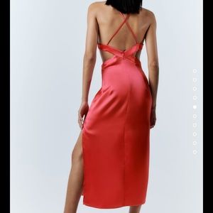This beautiful dress is a backless maxi dress.